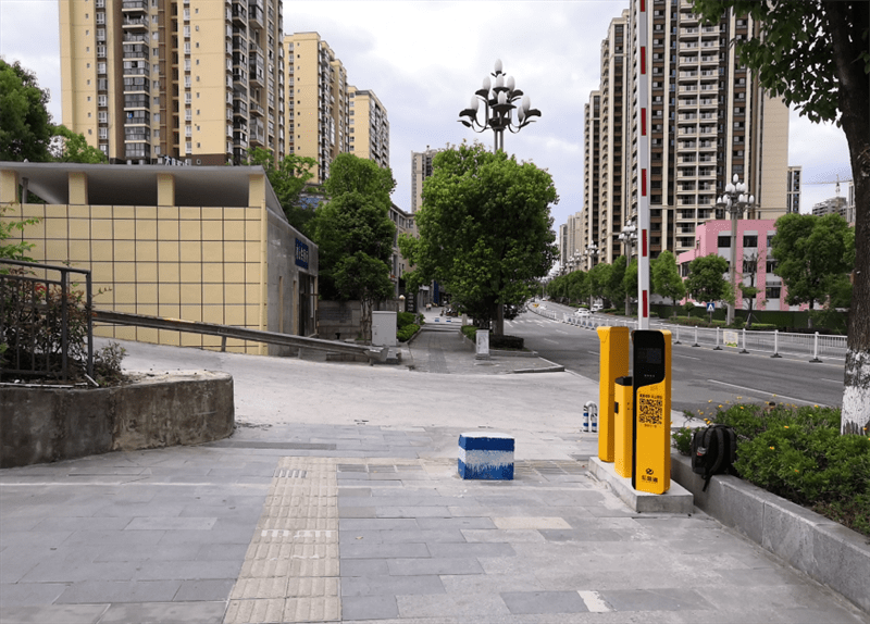 石柱博瑞电脑重庆路边 ...