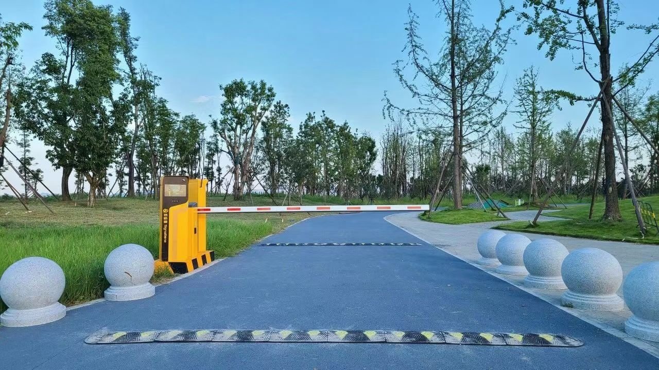 重庆停车场道闸设备 重庆停车场道闸设备