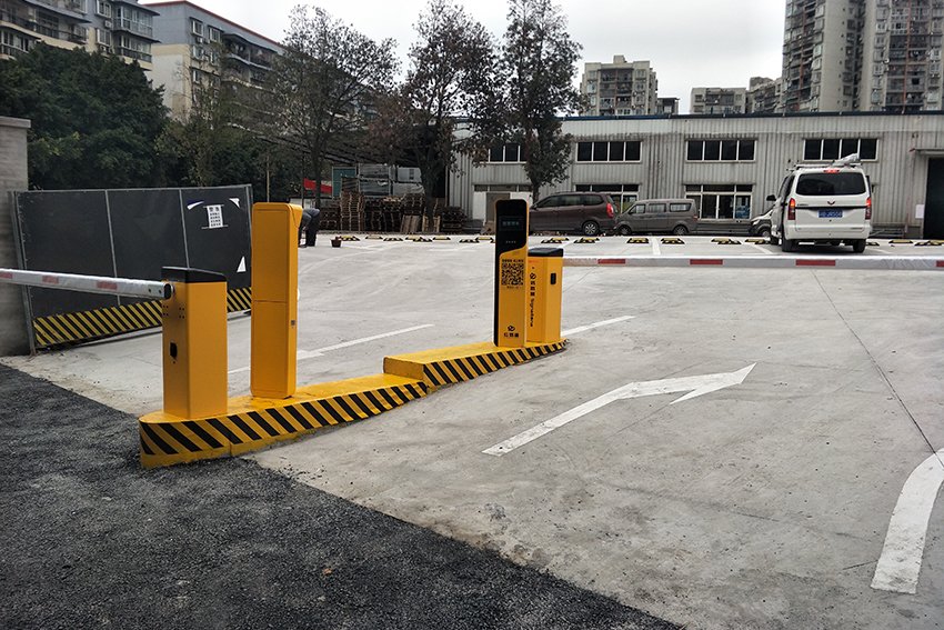 重庆长泰汽车停车场无 ...