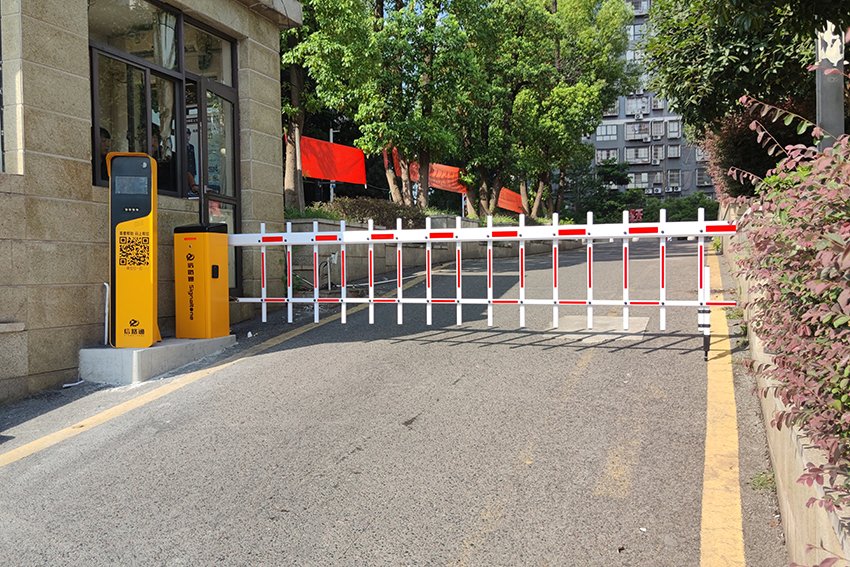 重庆巴南优跃城小区停 ...